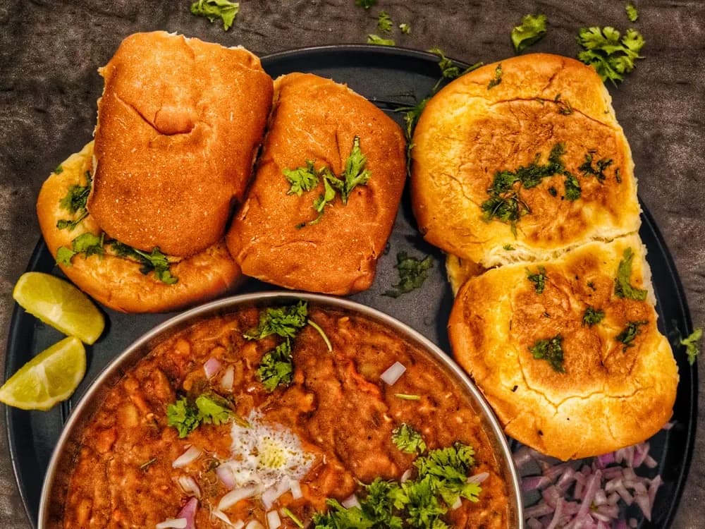 Pav Bhaji — Chowpatty, on your tawa